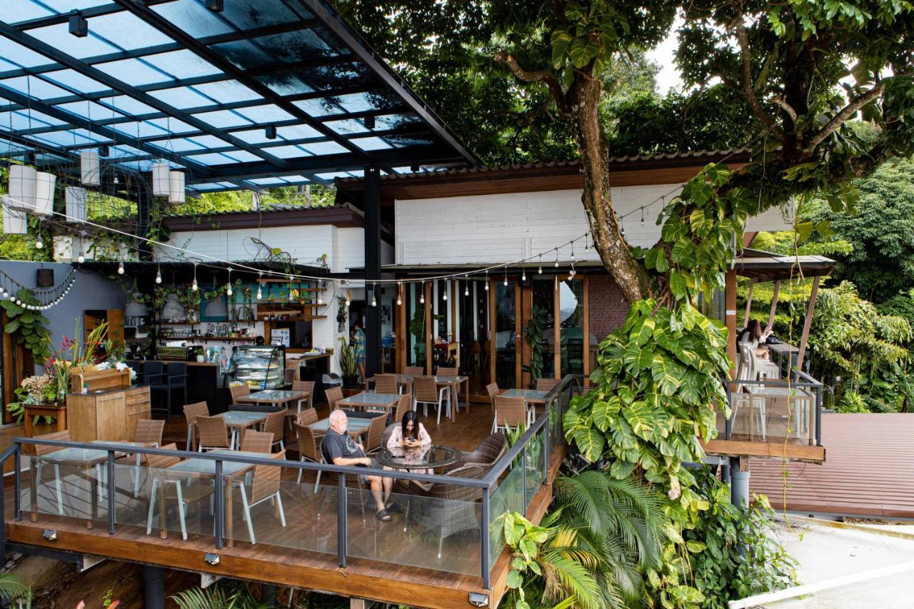 Phuket View Coffee And Resort Chalong Bagian luar foto